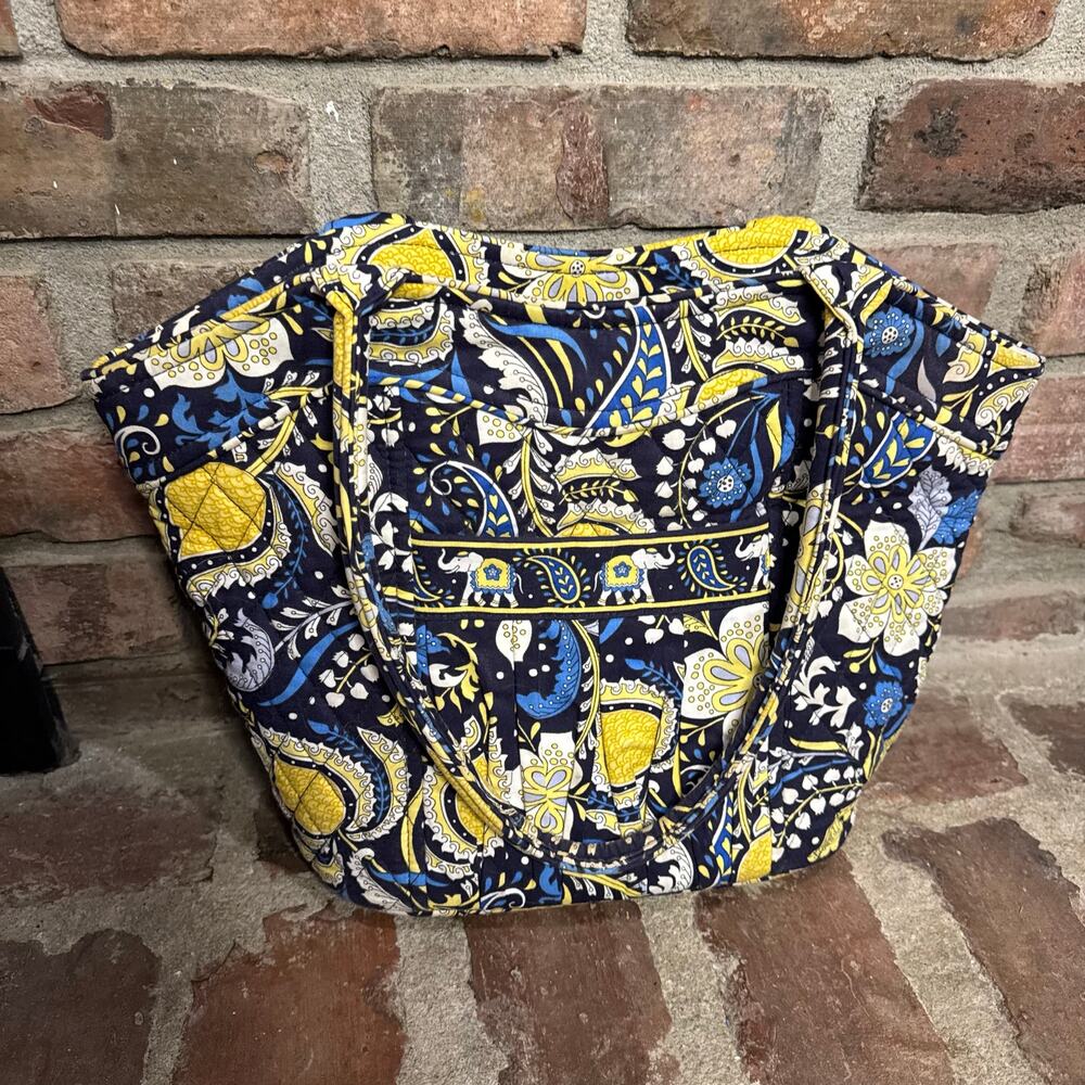 Vera Bradley Shoulder Bag Purse Tote w/ Zip Closure - Ellie Blue Retired 2012